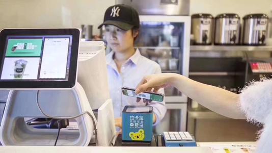 手机收钱宝全新移动支付终端；拉卡拉pos机智能终端