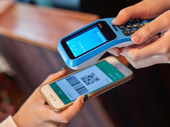 拉卡拉收款设备3.jpg